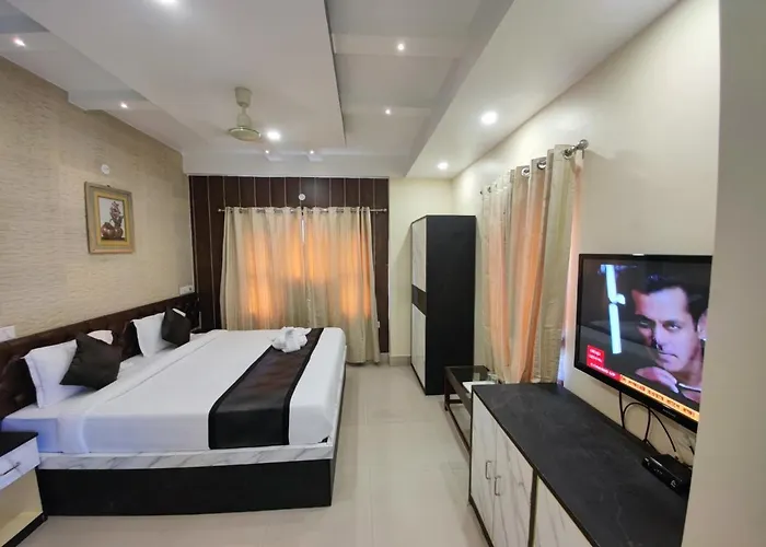 Swastik RegencyAirport Hotel